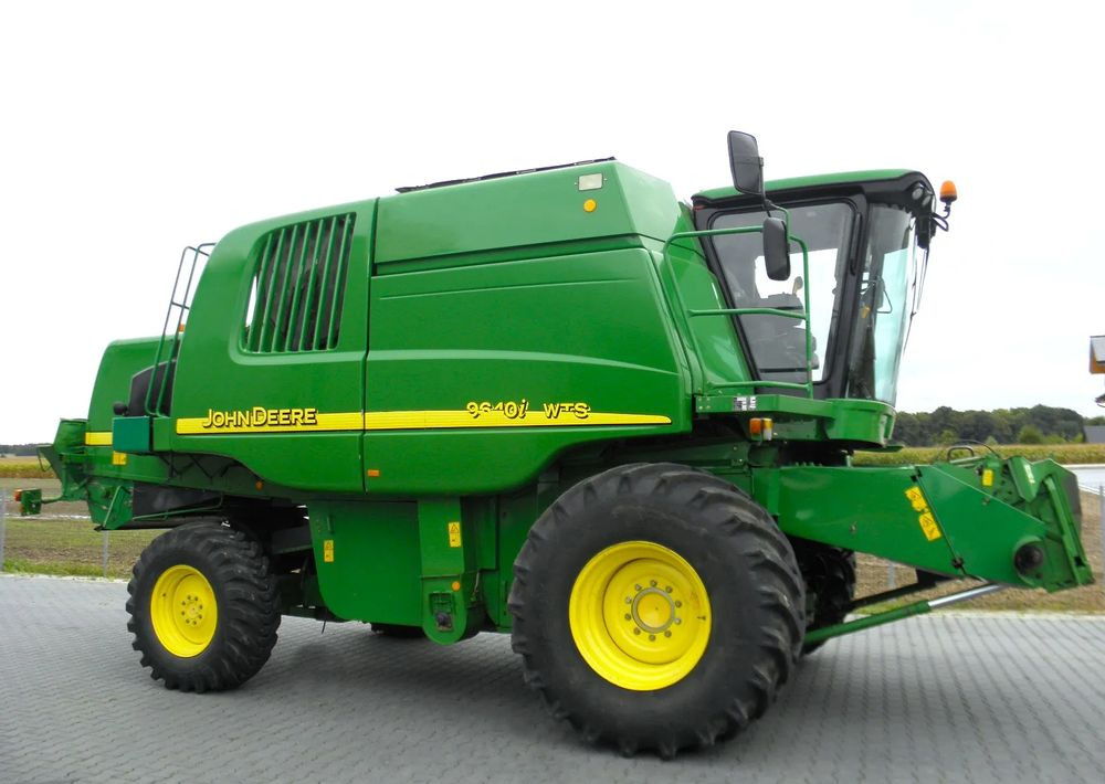 John Deere WTS 9640i 2006 Rok , Nowsza Wersja, heder,6,7m, Greenstar, Nie Malowany, Stan Bardzo Dobry - 목초수확기 : 사진 4 John Deere WTS 9640i 2006 Rok , Nowsza Wersja, heder,6,7m, Greenstar, Nie Malowany, Stan Bardzo Dobry - 목초수확기 : 사진 4