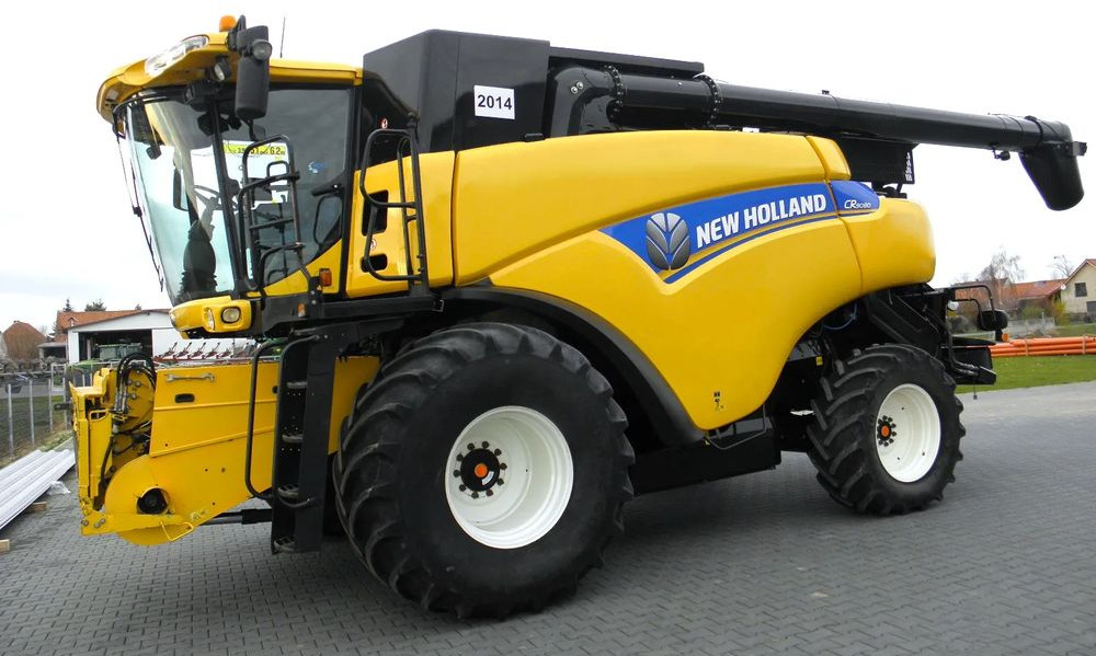 New Holland CR9080 2013 Rok , heder Varifeed 9,15m, Nowsza Wersja, Nie Malowany, Stan Idealny - 목초수확기 : 사진 3 New Holland CR9080 2013 Rok , heder Varifeed 9,15m, Nowsza Wersja, Nie Malowany, Stan Idealny - 목초수확기 : 사진 3