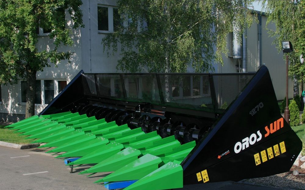 Oros SUN 1276 12 rzędowy, Nowe przystawki do Zbioru Słonecznika - 아마 수확기 : 사진 1 Oros SUN 1276 12 rzędowy, Nowe przystawki do Zbioru Słonecznika - 아마 수확기 : 사진 1