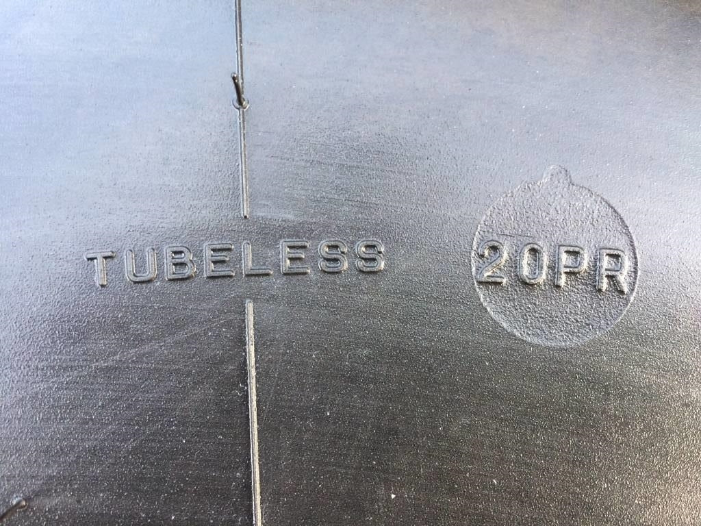 Michelin 525/65R20.5 XS - USED A 40% - 타이어 농업용 기계 용 : 사진 5 Michelin 525/65R20.5 XS - USED A 40% - 타이어 농업용 기계 용 : 사진 5