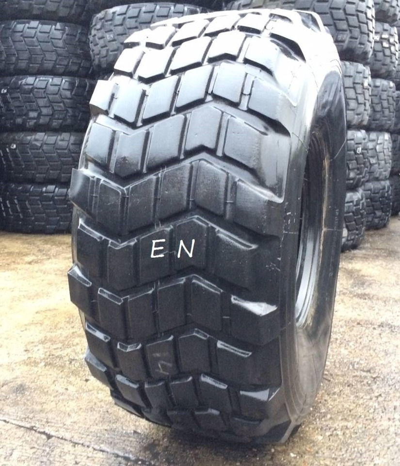 Michelin 525/65R20.5 XS - USED EN 80% - 타이어 농업용 기계 용 : 사진 1 Michelin 525/65R20.5 XS - USED EN 80% - 타이어 농업용 기계 용 : 사진 1