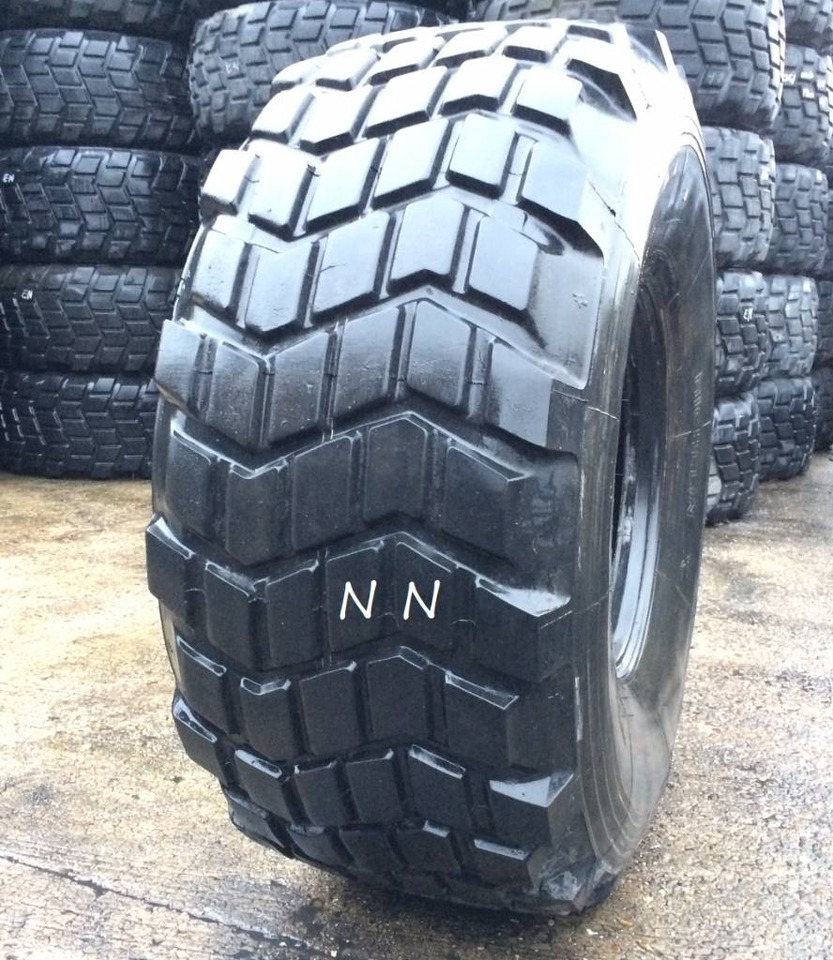 Michelin 525/65R20.5 XS - USED NN 95% - 타이어 농업용 기계 용 : 사진 1 Michelin 525/65R20.5 XS - USED NN 95% - 타이어 농업용 기계 용 : 사진 1