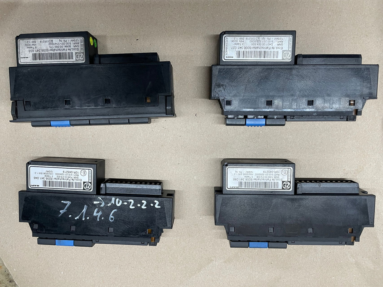 ZF ZF Ecolife Fahrschalter Gangwahlschalter 6006.341.033 6006.341.027 Schalter - 전기 설비 버스 용 : 사진 2 ZF ZF Ecolife Fahrschalter Gangwahlschalter 6006.341.033 6006.341.027 Schalter - 전기 설비 버스 용 : 사진 2