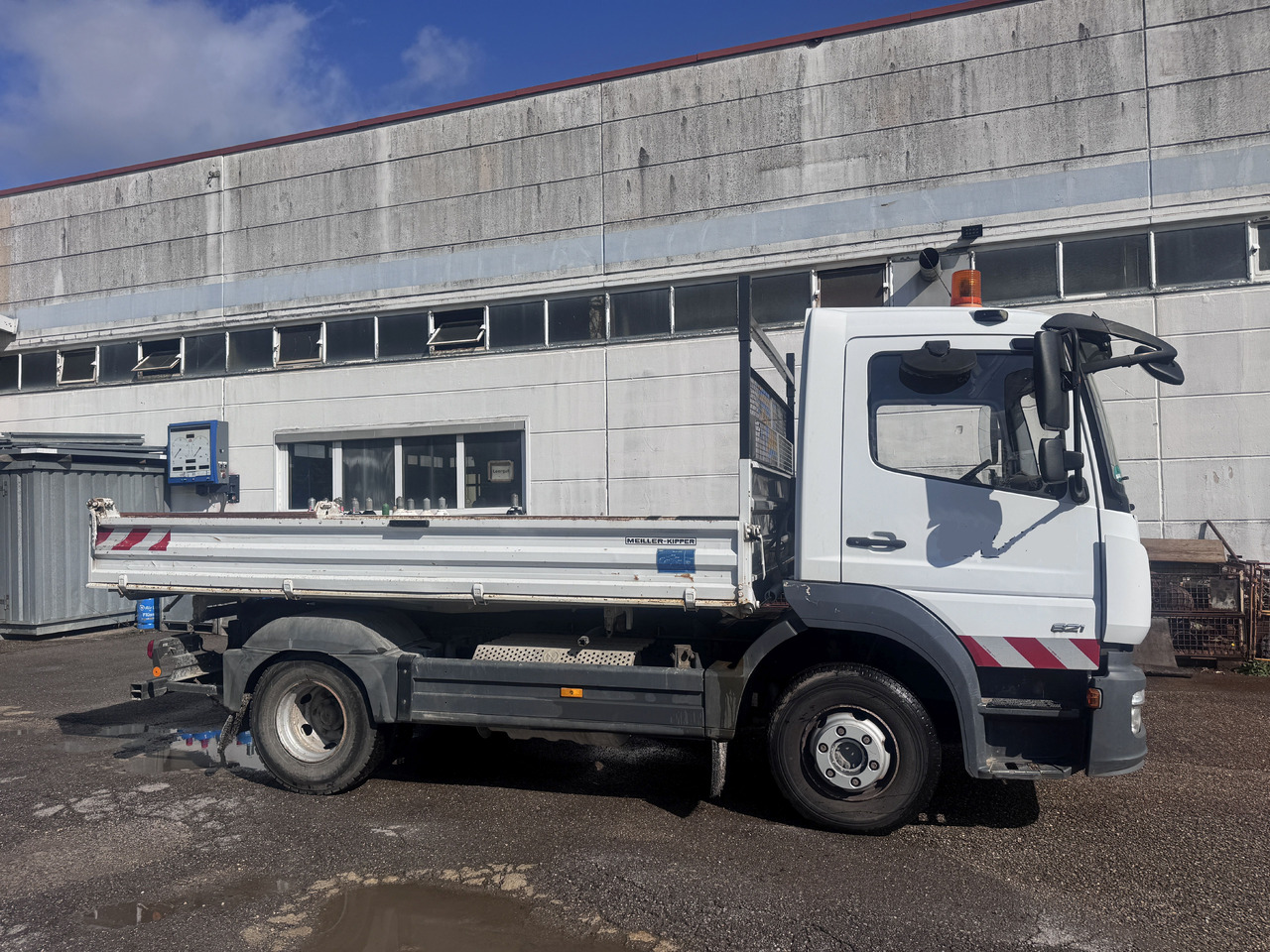 MERCEDES-BENZ Atego 821 - 덤프트럭 : 사진 3 MERCEDES-BENZ Atego 821 - 덤프트럭 : 사진 3