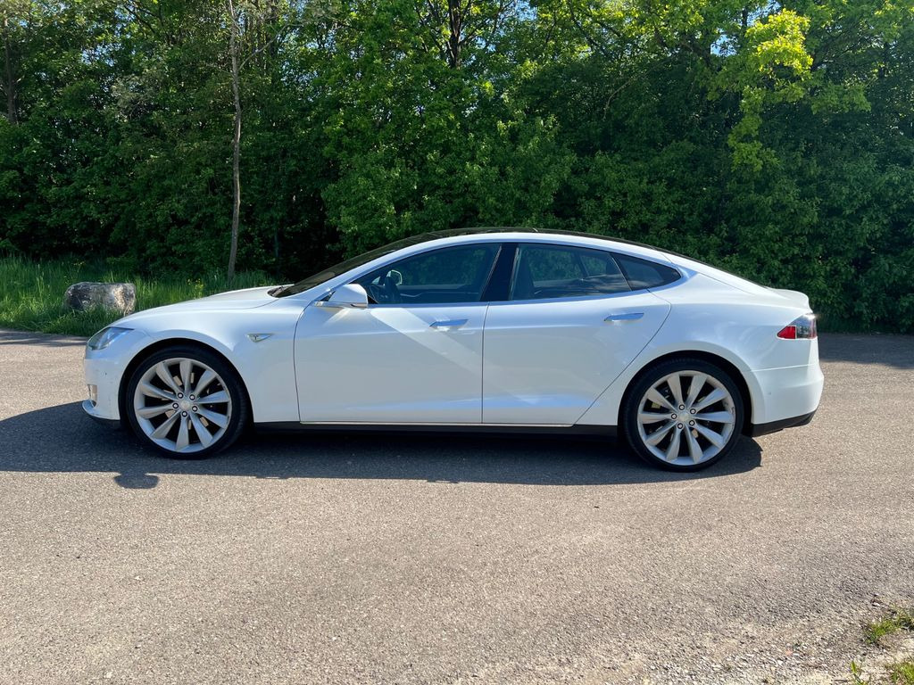 Tesla Model S 85D No free SC - 세단 : 사진 5 Tesla Model S 85D No free SC - 세단 : 사진 5