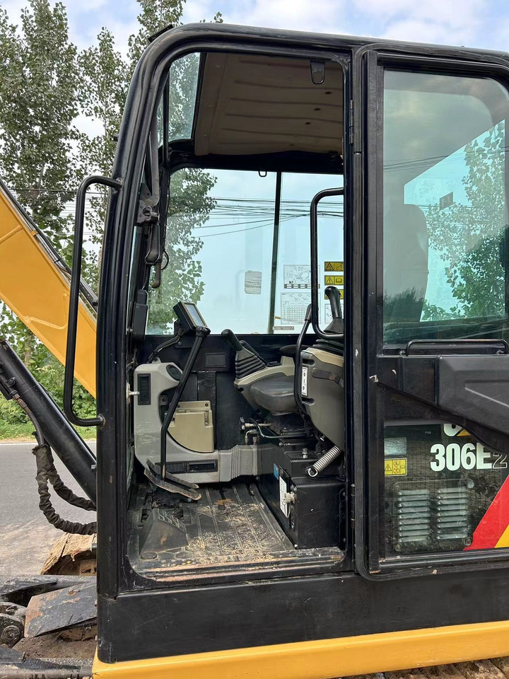 CATERPILLAR 306E2 - 크롤러 굴삭기 : 사진 3 CATERPILLAR 306E2 - 크롤러 굴삭기 : 사진 3