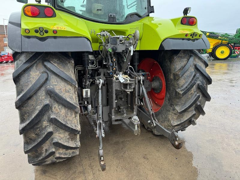 CLAAS ARION 620 - 장궤형 트랙터 : 사진 5 CLAAS ARION 620 - 장궤형 트랙터 : 사진 5