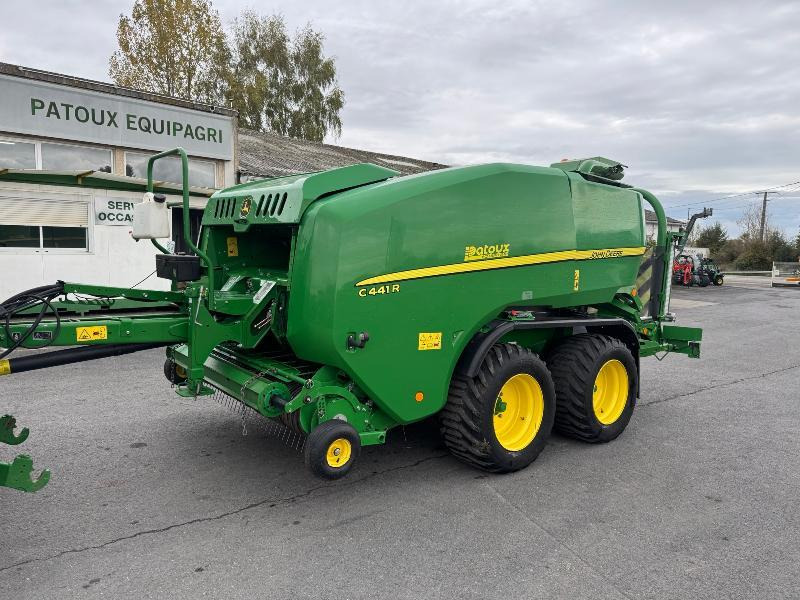 JOHN DEERE C441R - 베일 포장기 : 사진 1 JOHN DEERE C441R - 베일 포장기 : 사진 1