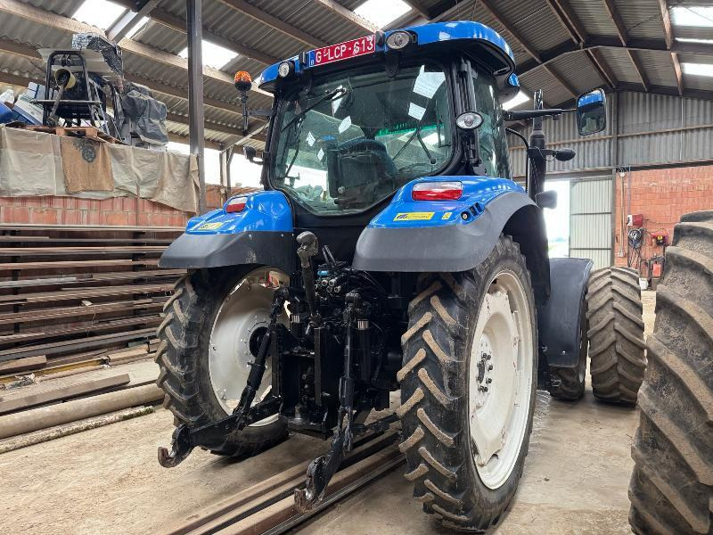 NEW-HOLLAND T6030 - 장궤형 트랙터 : 사진 4 NEW-HOLLAND T6030 - 장궤형 트랙터 : 사진 4