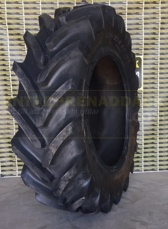 520/85R42 TL 157A8 Michelin MegaXbib for tractor and harvesters. - 타이어 콤바인 수확기 용 : 사진 1 520/85R42 TL 157A8 Michelin MegaXbib for tractor and harvesters. - 타이어 콤바인 수확기 용 : 사진 1
