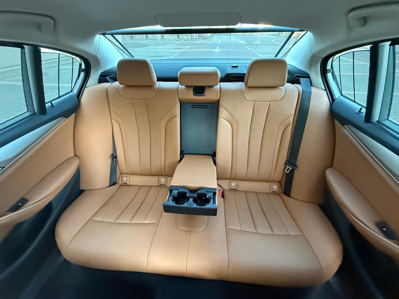 BMW 520D MILDHYBRID - 세단 : 사진 4 BMW 520D MILDHYBRID - 세단 : 사진 4