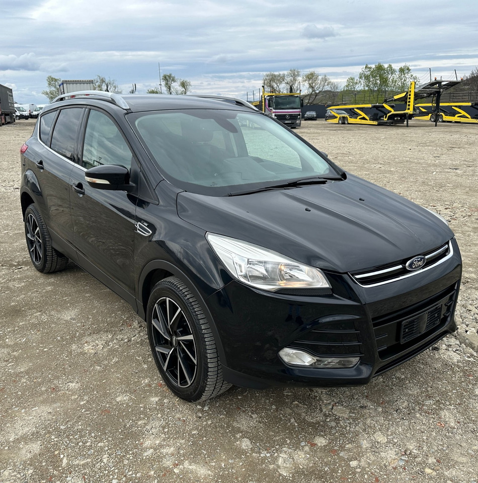 FORD KUGA TITANIUM - SUV : 사진 1 FORD KUGA TITANIUM - SUV : 사진 1