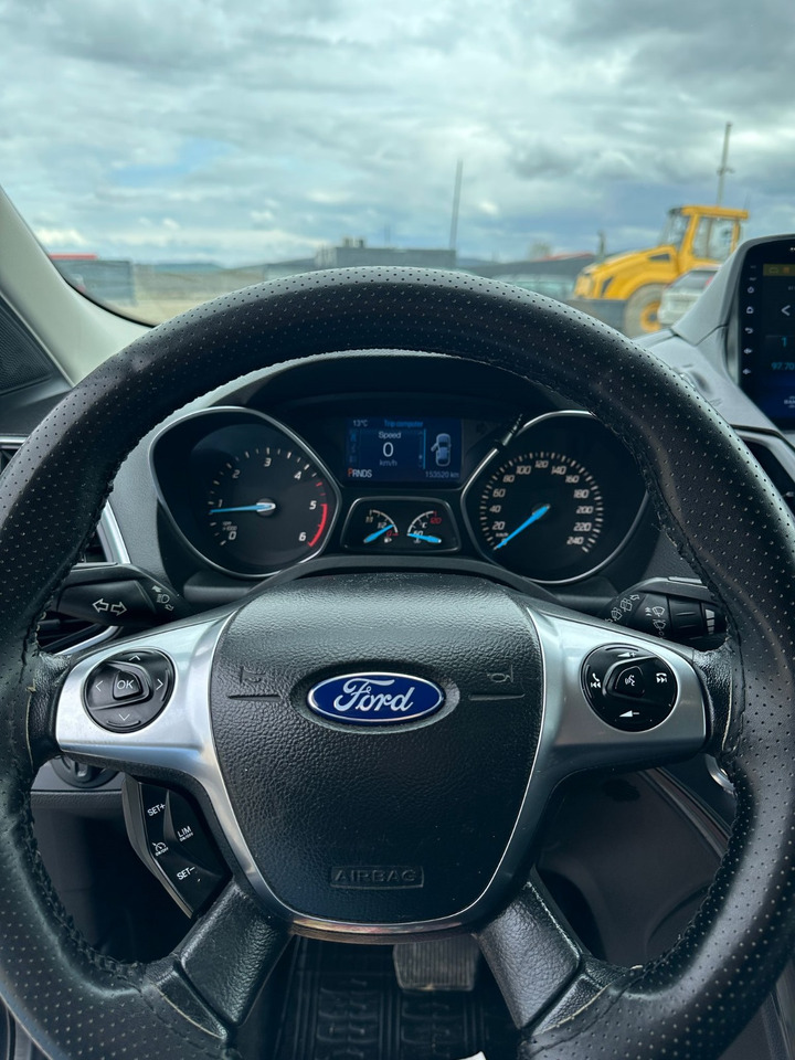FORD KUGA TITANIUM - SUV : 사진 4 FORD KUGA TITANIUM - SUV : 사진 4