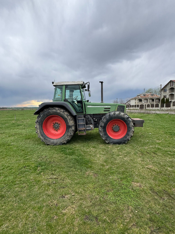 Fendt 824 Tractor - 장궤형 트랙터 : 사진 2 Fendt 824 Tractor - 장궤형 트랙터 : 사진 2