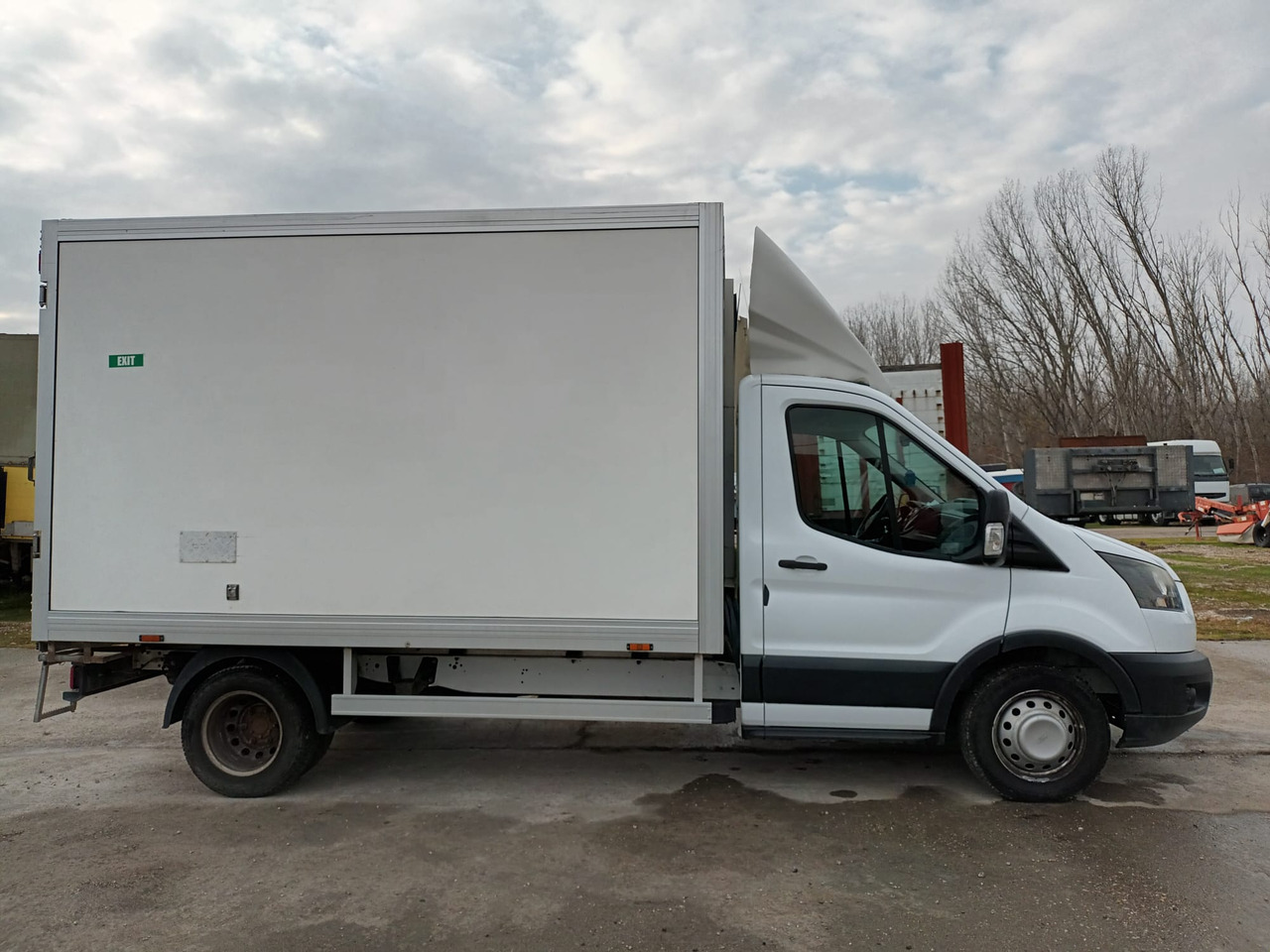 Ford Transit 350 L3 KONVEKTA REFRIGERATOR - 냉동 밴 : 사진 4 Ford Transit 350 L3 KONVEKTA REFRIGERATOR - 냉동 밴 : 사진 4