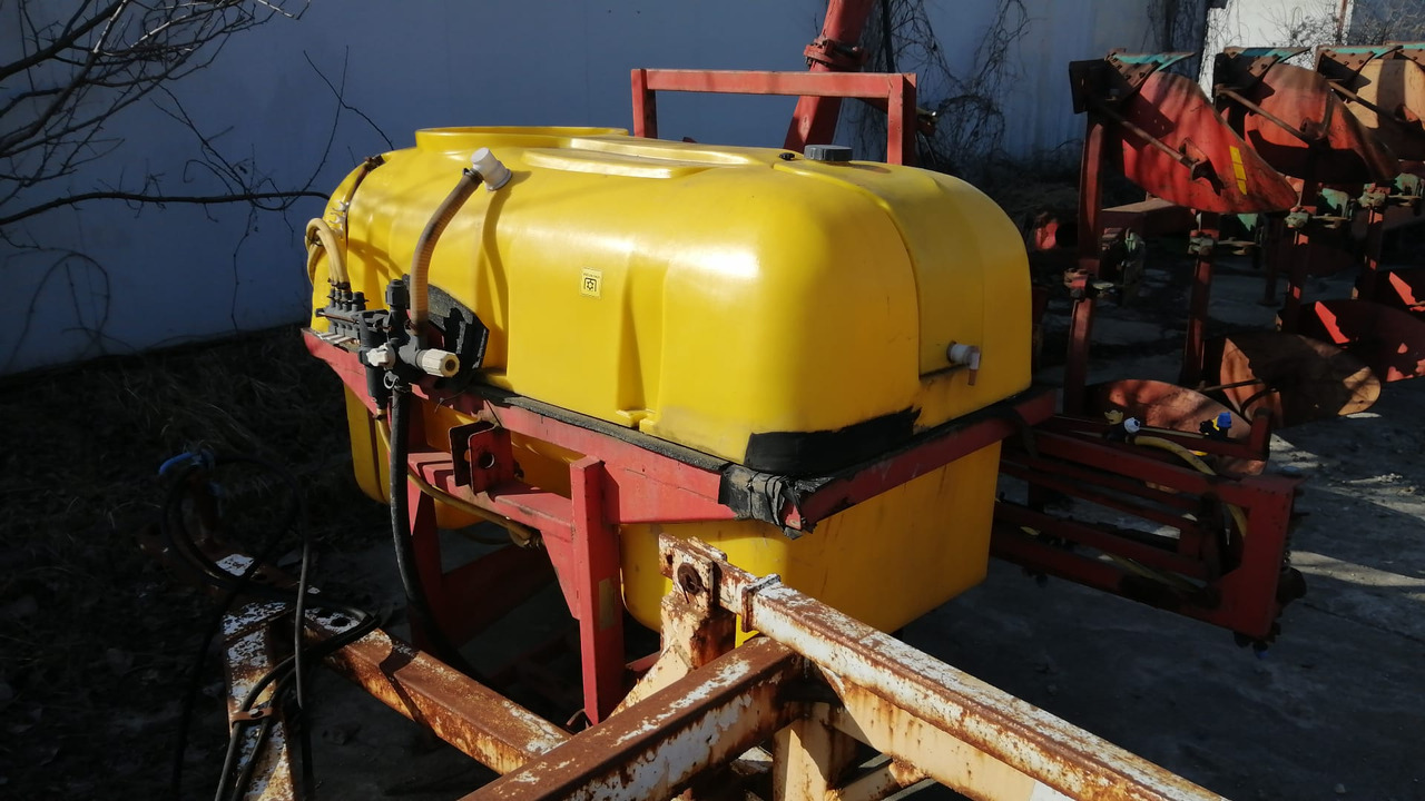 Herbicide Worn /Sprayer 800 l 12m - 트랙터 탑재 스프레이 : 사진 1 Herbicide Worn /Sprayer 800 l 12m - 트랙터 탑재 스프레이 : 사진 1