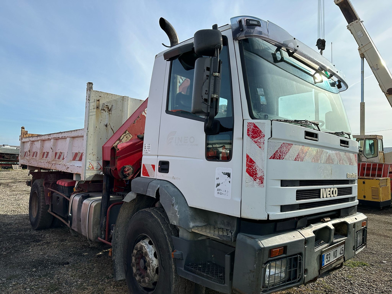 IVECO EUROTRAKKER TIPPER - 덤프트럭 : 사진 4 IVECO EUROTRAKKER TIPPER - 덤프트럭 : 사진 4