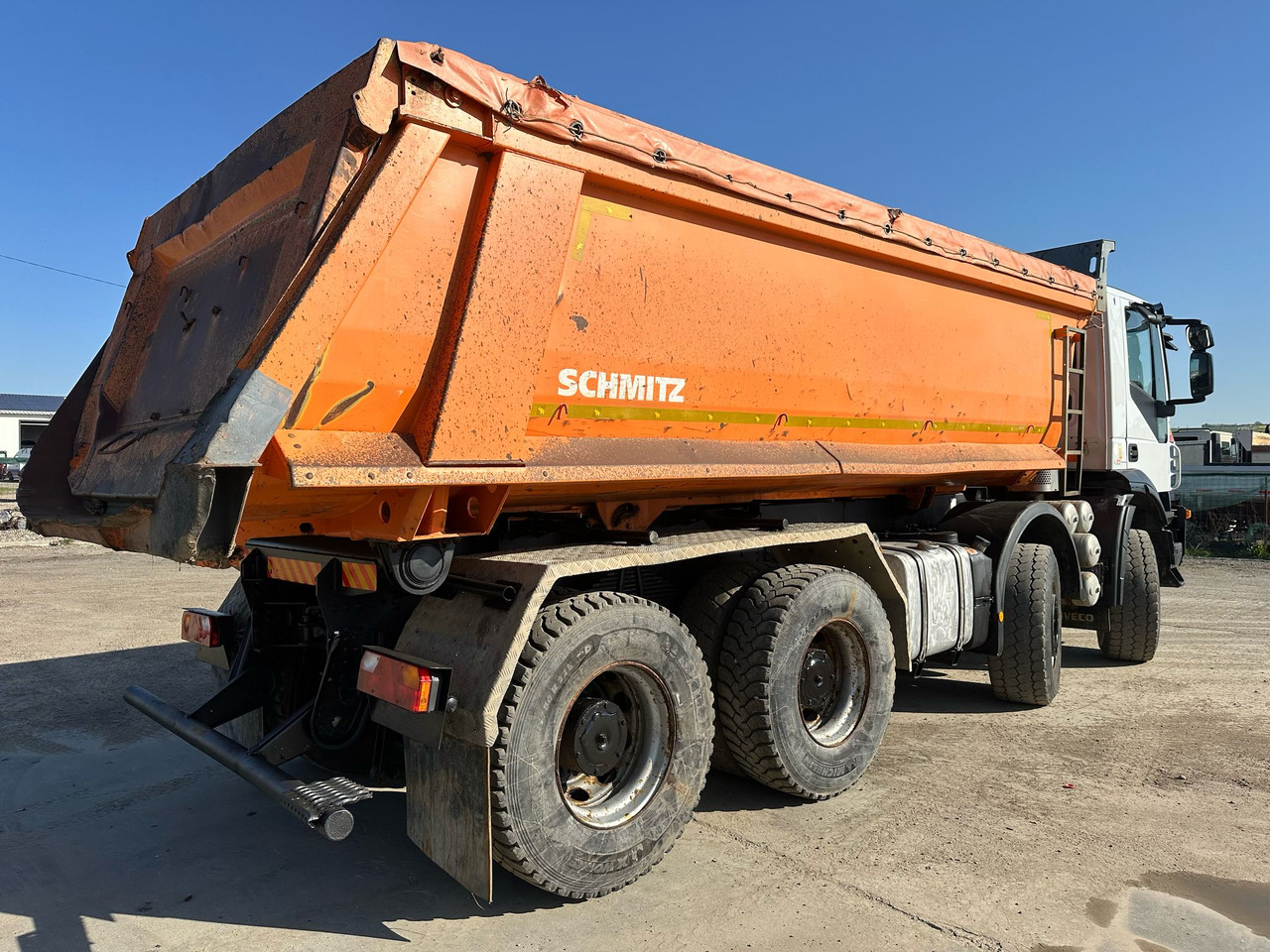 Iveco Trakker Tipper - 덤프트럭 : 사진 4 Iveco Trakker Tipper - 덤프트럭 : 사진 4