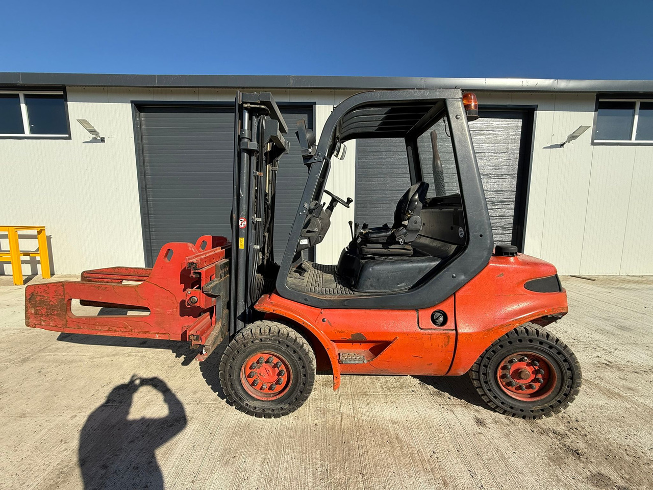 LINDE H40 STACKER - 디젤 지게차 : 사진 3 LINDE H40 STACKER - 디젤 지게차 : 사진 3