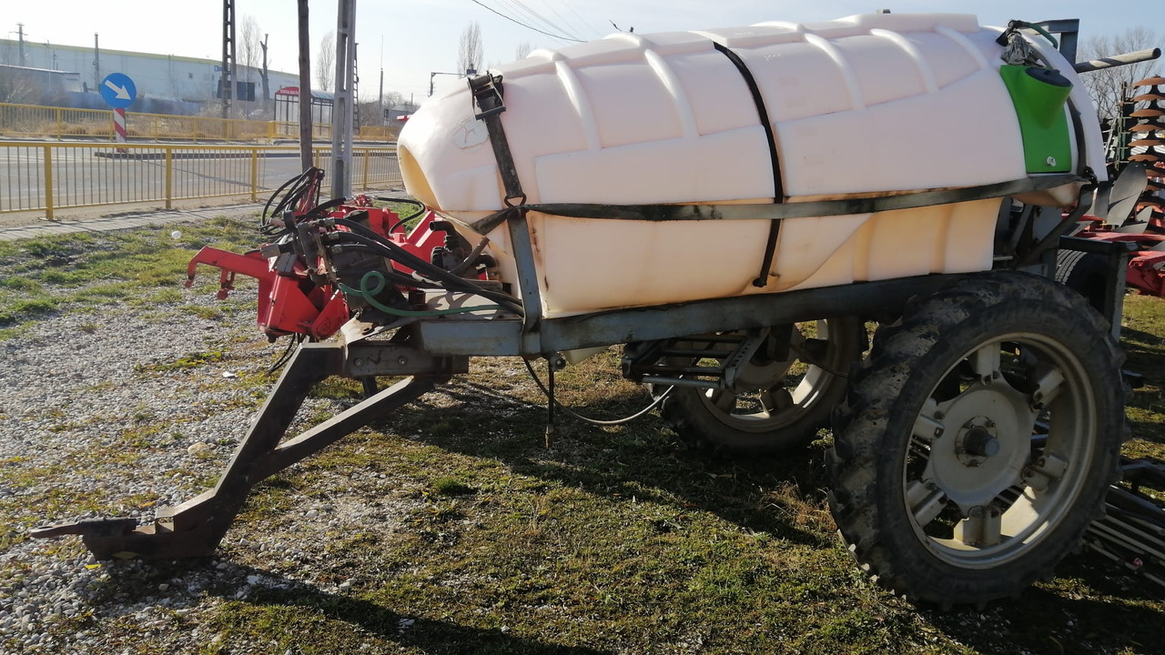 MET Wirax Sprayer 2000 - 견인 스프레이 : 사진 5 MET Wirax Sprayer 2000 - 견인 스프레이 : 사진 5