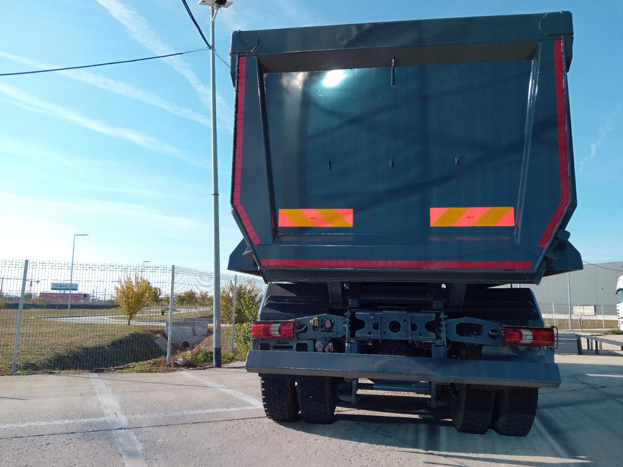 Mercedes-Benz Arocs 42.40 8×4 Basculanta/Tipper/Kipper Heavy Duty, TOP !!! - 덤프트럭 : 사진 5 Mercedes-Benz Arocs 42.40 8×4 Basculanta/Tipper/Kipper Heavy Duty, TOP !!! - 덤프트럭 : 사진 5