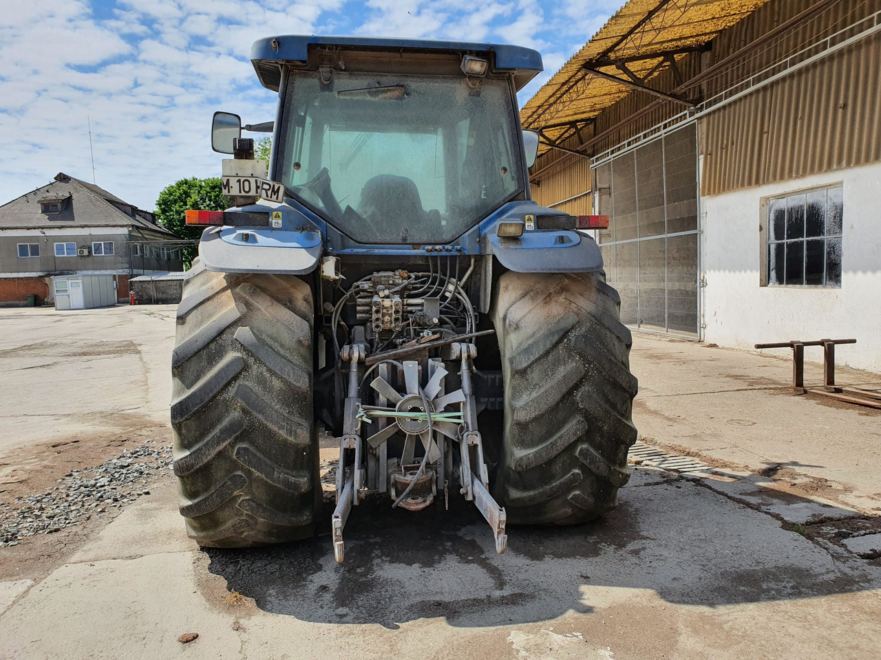 NEW HOLLAND 8970 Tractor 4×4 - 장궤형 트랙터 : 사진 4 NEW HOLLAND 8970 Tractor 4×4 - 장궤형 트랙터 : 사진 4