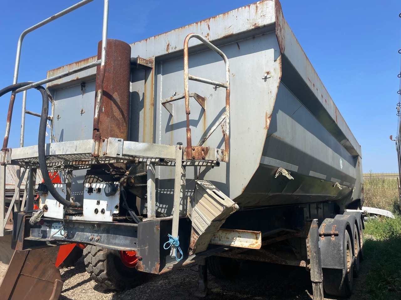 NPF-POTSDAM SKS 27 Tipper Semi-trailer - 덤프 세미 트레일러 : 사진 4 NPF-POTSDAM SKS 27 Tipper Semi-trailer - 덤프 세미 트레일러 : 사진 4