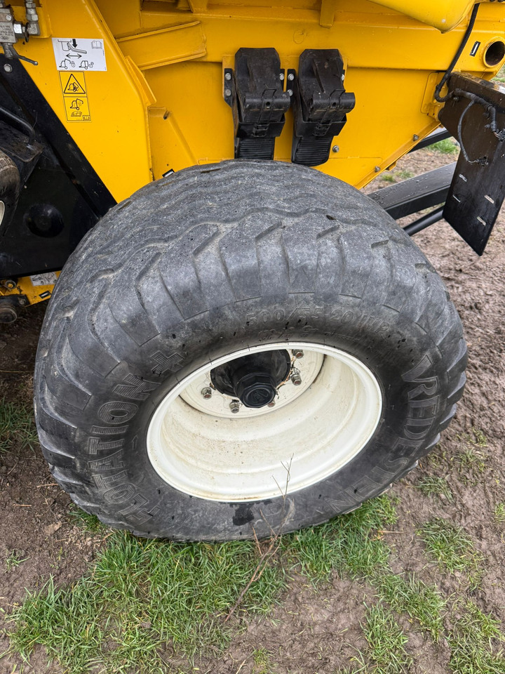 New Holland Roll-Belt 180 Baler - 원형 베일러 : 사진 5 New Holland Roll-Belt 180 Baler - 원형 베일러 : 사진 5