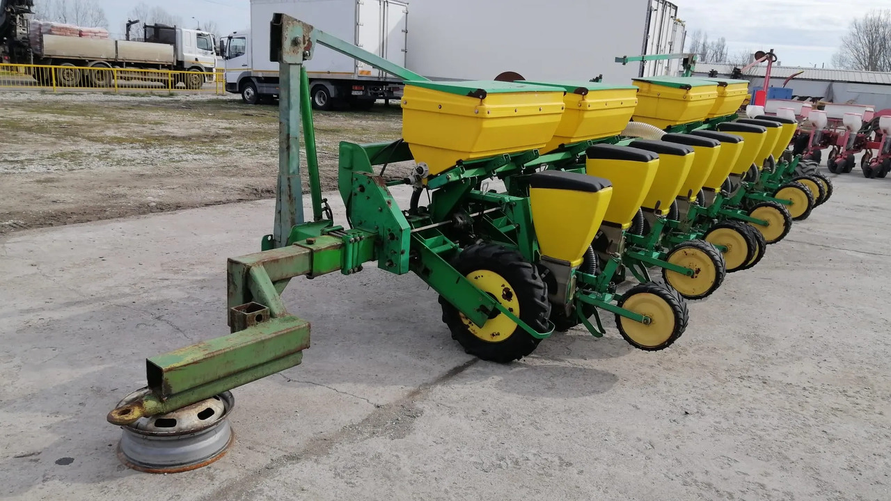 SFOGGIA GAMA PLUS 12/9m/12 Rows Seeding Machine - 정밀 파종기 : 사진 4 SFOGGIA GAMA PLUS 12/9m/12 Rows Seeding Machine - 정밀 파종기 : 사진 4