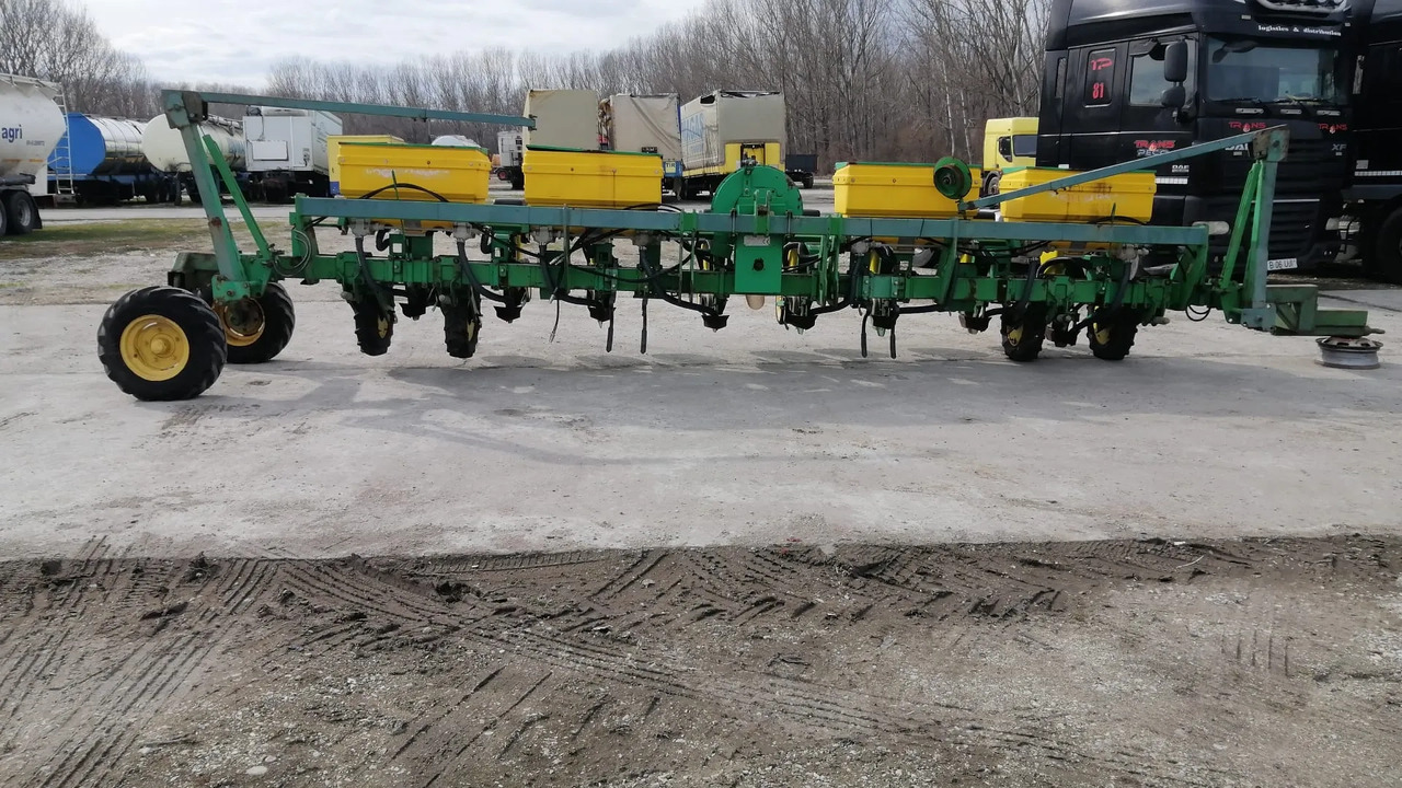 SFOGGIA GAMA PLUS 12/9m/12 Rows Seeding Machine - 정밀 파종기 : 사진 2 SFOGGIA GAMA PLUS 12/9m/12 Rows Seeding Machine - 정밀 파종기 : 사진 2