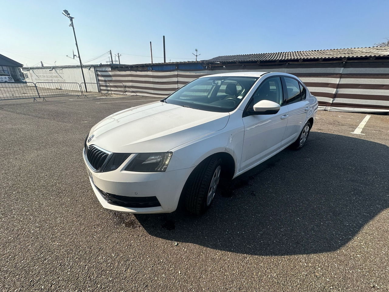 SKODA OCTAVIA - 차량 : 사진 2 SKODA OCTAVIA - 차량 : 사진 2