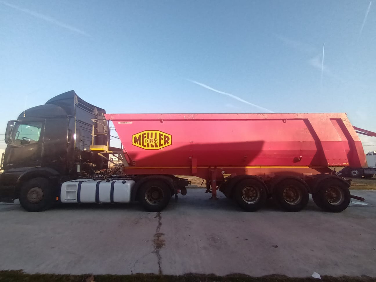 Tractor Head Mercedes-Benz Actros (2014) + Semi-trailer Tipper Meiller – Kipper (2004) - 트랙터 유닛 : 사진 4 Tractor Head Mercedes-Benz Actros (2014) + Semi-trailer Tipper Meiller – Kipper (2004) - 트랙터 유닛 : 사진 4