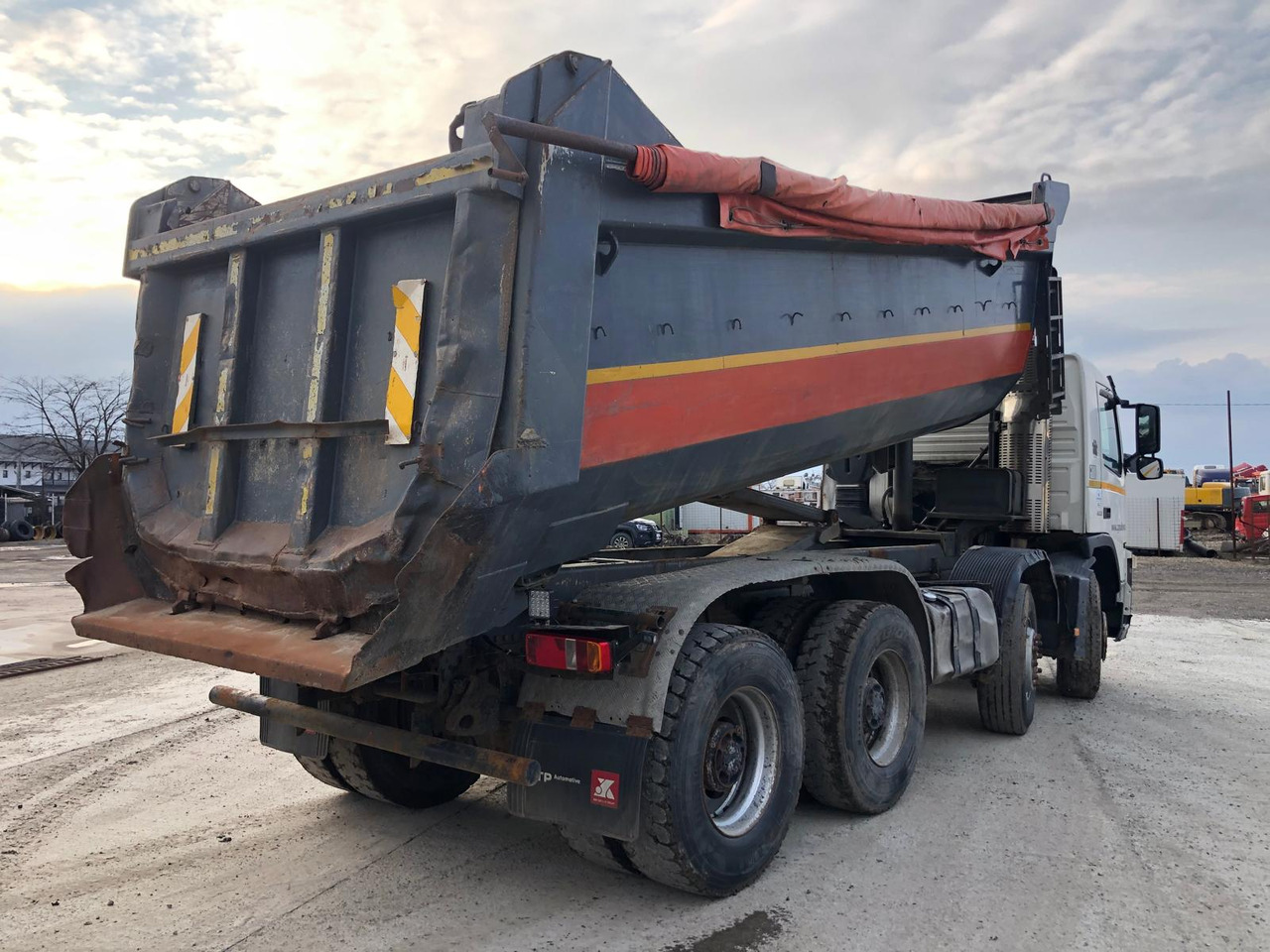VOLVO FM 420 Tipper - 덤프트럭 : 사진 3 VOLVO FM 420 Tipper - 덤프트럭 : 사진 3