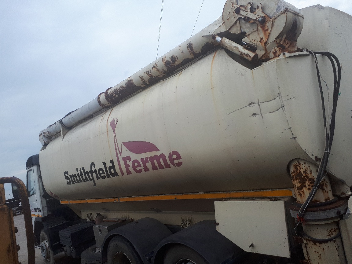 VOLVO FM12 Animal Feed Tank Truck - 유조트럭 : 사진 4 VOLVO FM12 Animal Feed Tank Truck - 유조트럭 : 사진 4