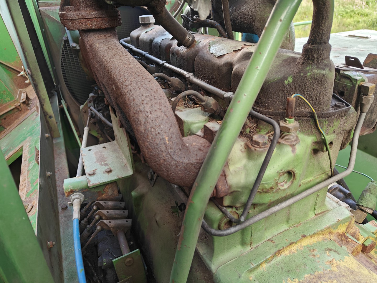 John Deere 965 täydellinen moottori, 6-sylinterinen turbo, katso video! - 엔진 목초수확기 용 : 사진 5 John Deere 965 täydellinen moottori, 6-sylinterinen turbo, katso video! - 엔진 목초수확기 용 : 사진 5
