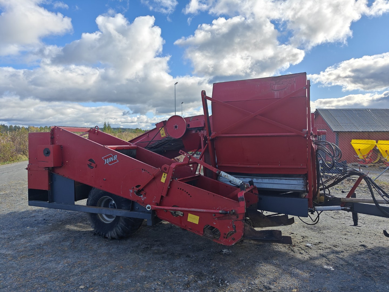 Juko Maximat perunan tai sipulin nostokone Katso video! - 감자 수확기 : 사진 4 Juko Maximat perunan tai sipulin nostokone Katso video! - 감자 수확기 : 사진 4