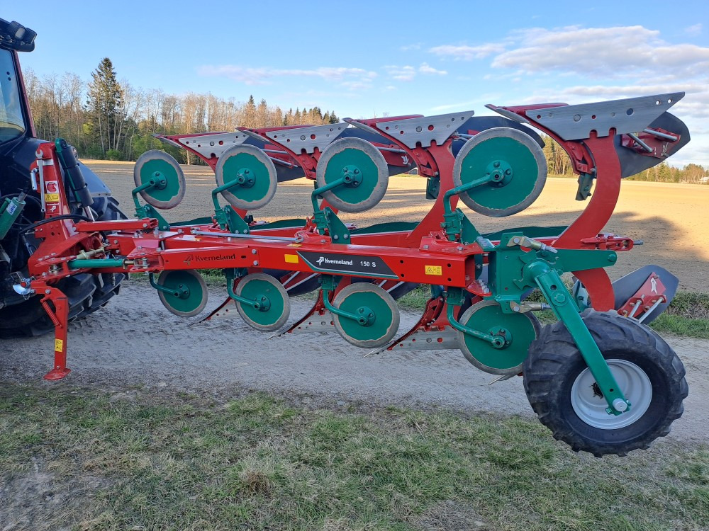 KVERNELAND 150S paluuaurat, 4-siipiset kiekkoleikkureilla ja kuorimilla - 심토경운기 : 사진 3 KVERNELAND 150S paluuaurat, 4-siipiset kiekkoleikkureilla ja kuorimilla - 심토경운기 : 사진 3