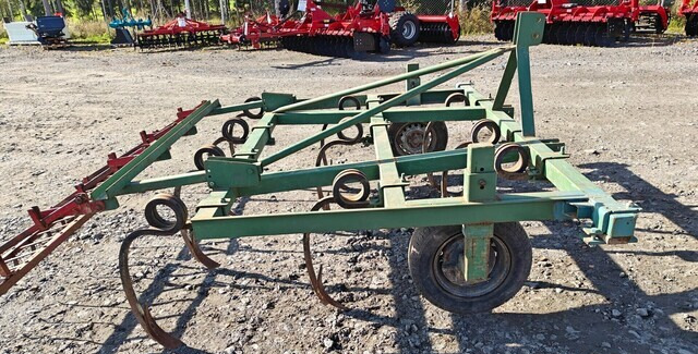 Kultivaattori 10-piikkinen - työleveys 240cm - 로터베이터 : 사진 5 Kultivaattori 10-piikkinen - työleveys 240cm - 로터베이터 : 사진 5