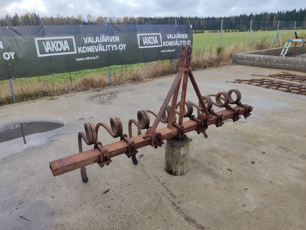 Kultivaattori Muko 8-piikkinen Työleveys 200cm, pienempään traktoriin - 로터베이터 : 사진 1 Kultivaattori Muko 8-piikkinen Työleveys 200cm, pienempään traktoriin - 로터베이터 : 사진 1