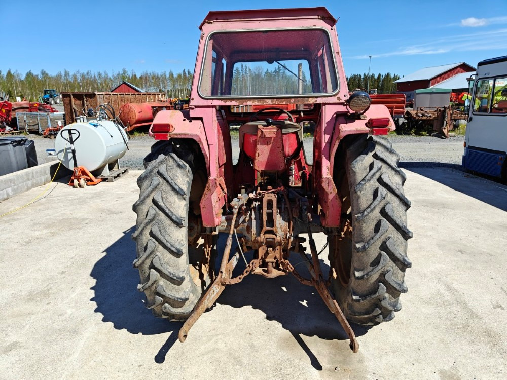 Massey Ferguson 165 Multi Power - 장궤형 트랙터 : 사진 3 Massey Ferguson 165 Multi Power - 장궤형 트랙터 : 사진 3