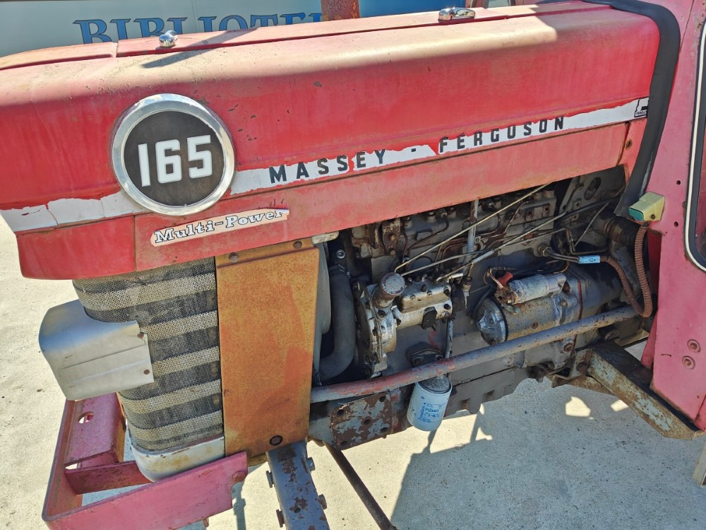 Massey Ferguson 165 Multi Power - 장궤형 트랙터 : 사진 5 Massey Ferguson 165 Multi Power - 장궤형 트랙터 : 사진 5