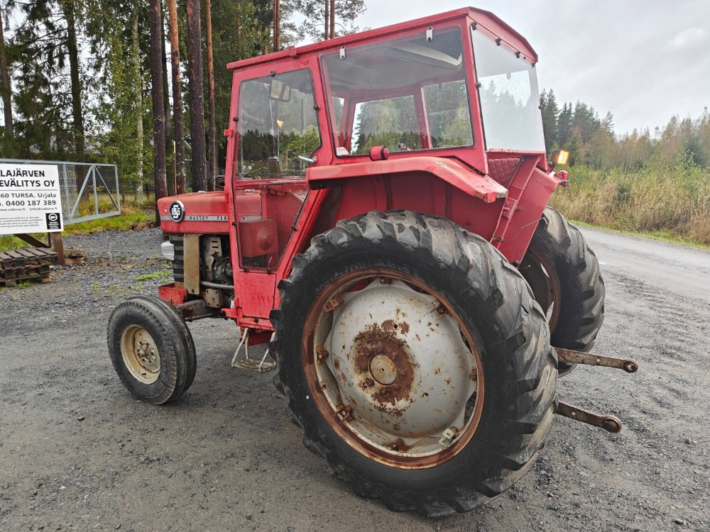 Massey Ferguson 165S Lisähydrauliikalla, katso video! - 장궤형 트랙터 : 사진 2 Massey Ferguson 165S Lisähydrauliikalla, katso video! - 장궤형 트랙터 : 사진 2