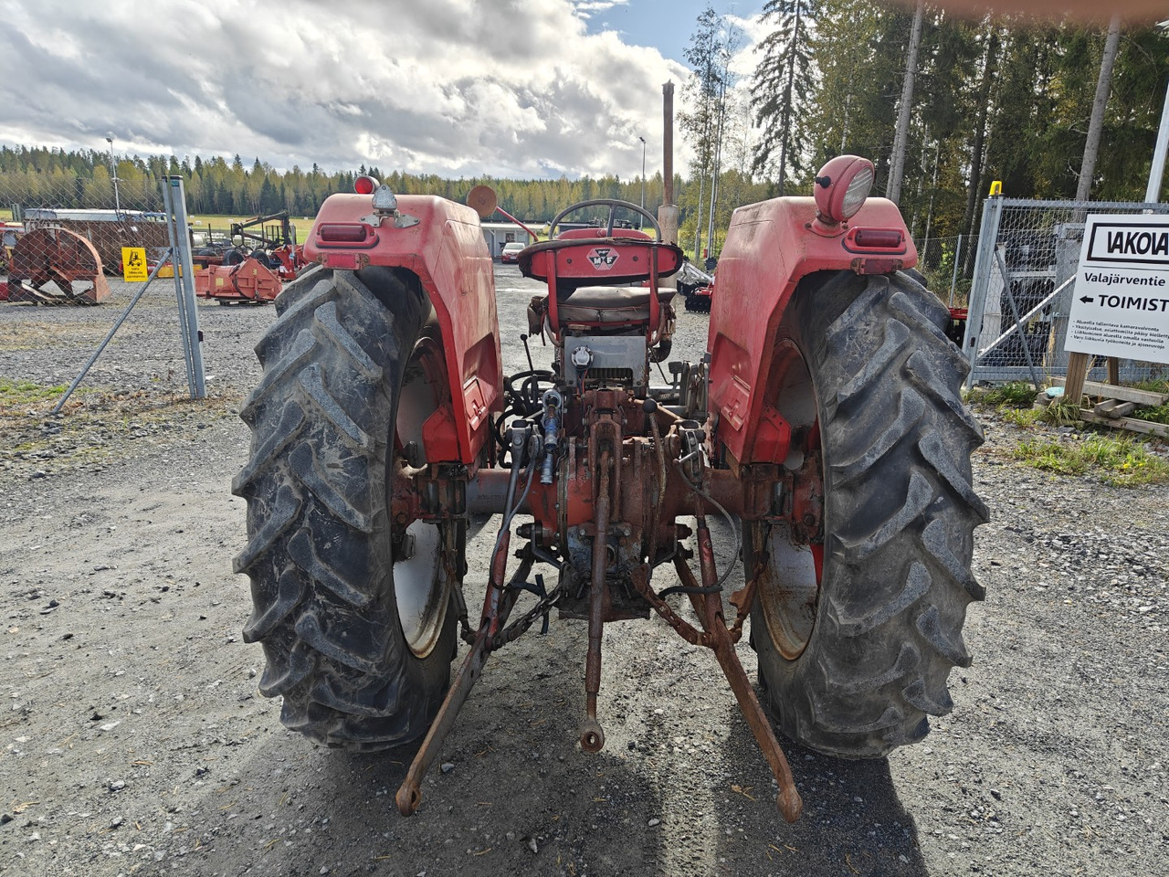 Massey Ferguson 175 Multi Power Avomalli, katso video! - 장궤형 트랙터 : 사진 3 Massey Ferguson 175 Multi Power Avomalli, katso video! - 장궤형 트랙터 : 사진 3