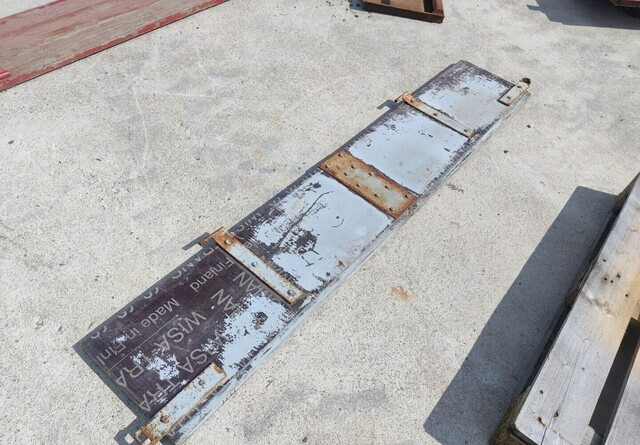 Peräkärryn vanerilaita - 35cm korkea, leveys 197cm - 보디 및 외관 농장 티핑 트레일러/ 덤프 용 : 사진 1 Peräkärryn vanerilaita - 35cm korkea, leveys 197cm - 보디 및 외관 농장 티핑 트레일러/ 덤프 용 : 사진 1