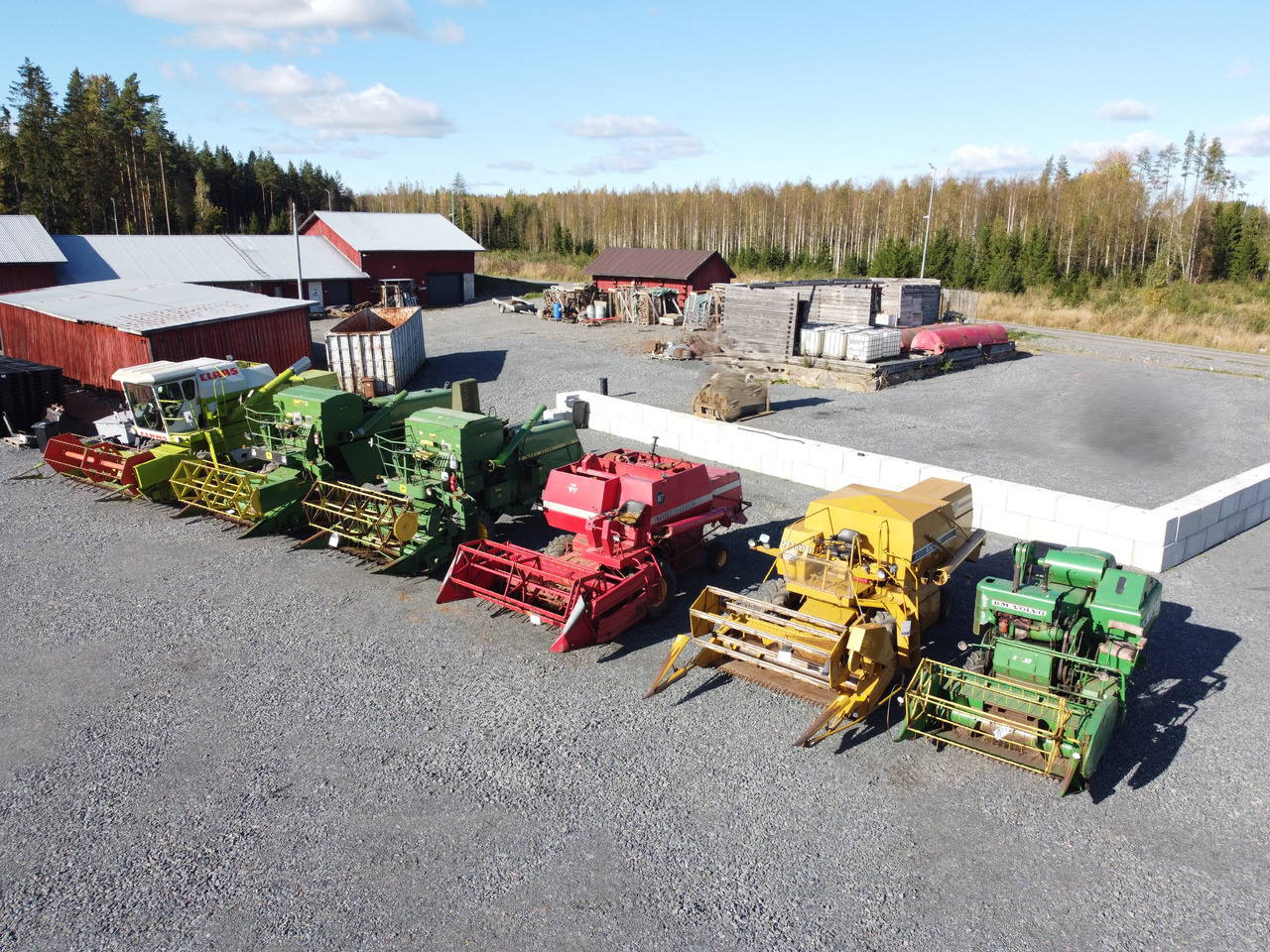 Puimureita / Combine harvesters 6kpl / 6pcs - Claas, John Deere, Massey Ferguson... - 목초수확기 : 사진 2 Puimureita / Combine harvesters 6kpl / 6pcs - Claas, John Deere, Massey Ferguson... - 목초수확기 : 사진 2