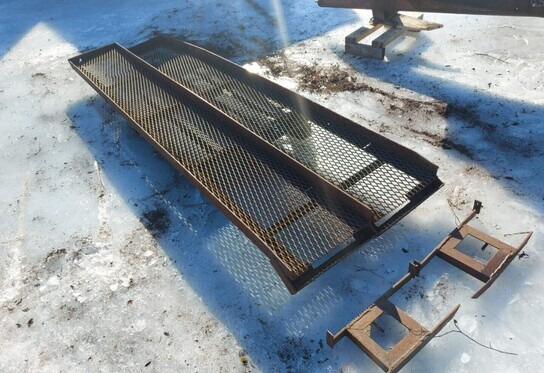 Rampit 2kpl - pituus 300cm - 로딩 램프 : 사진 1 Rampit 2kpl - pituus 300cm - 로딩 램프 : 사진 1