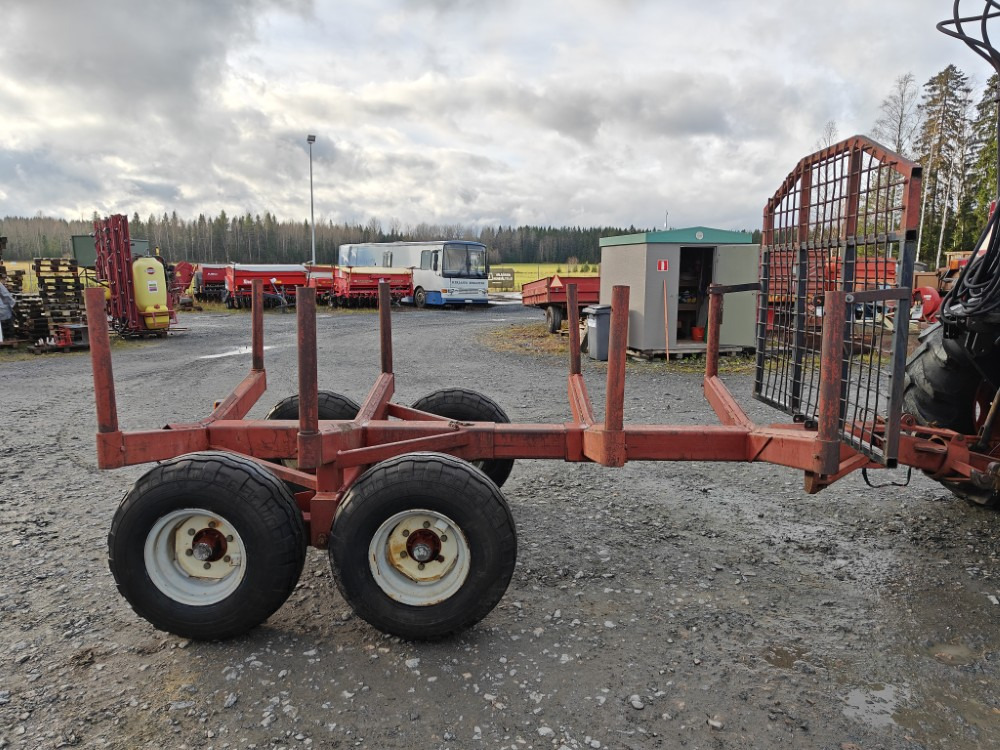 Rysky Metsävaunu telillä - 임업용 트레일러 : 사진 4 Rysky Metsävaunu telillä - 임업용 트레일러 : 사진 4