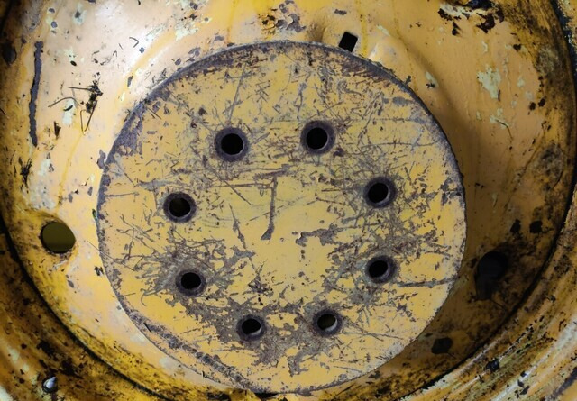 Traktorin renkaat 13.6/12x38 vanteilla - 타이어 장궤형 트랙터 용 : 사진 5 Traktorin renkaat 13.6/12x38 vanteilla - 타이어 장궤형 트랙터 용 : 사진 5