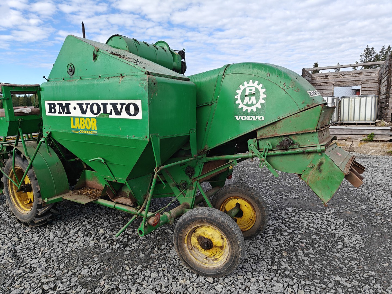 Volvo BM ST257 leikkuupuimuri työleveys 190cm, vaikka koeruutupuimuriksi, katso video! - 목초수확기 : 사진 5 Volvo BM ST257 leikkuupuimuri työleveys 190cm, vaikka koeruutupuimuriksi, katso video! - 목초수확기 : 사진 5