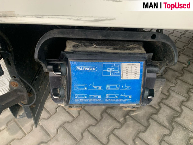 MAN TGL 12.220 4X2 BL skříň čelo - 박스 트럭 : 사진 2 MAN TGL 12.220 4X2 BL skříň čelo - 박스 트럭 : 사진 2